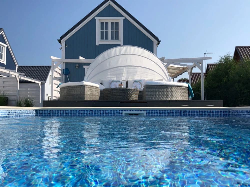 Basen skimmerowy przy Mamamia Resort, Łukęcin — realizacja JML-SPA
