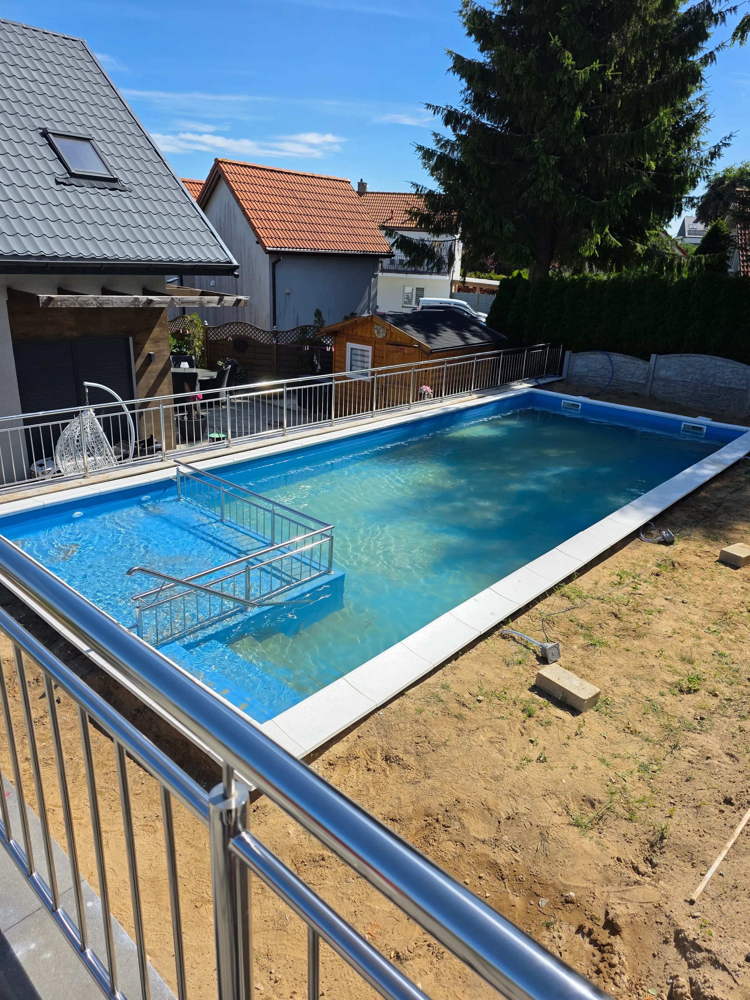 Basen skimmerowy w Rewalu — realizacja JML-SPA